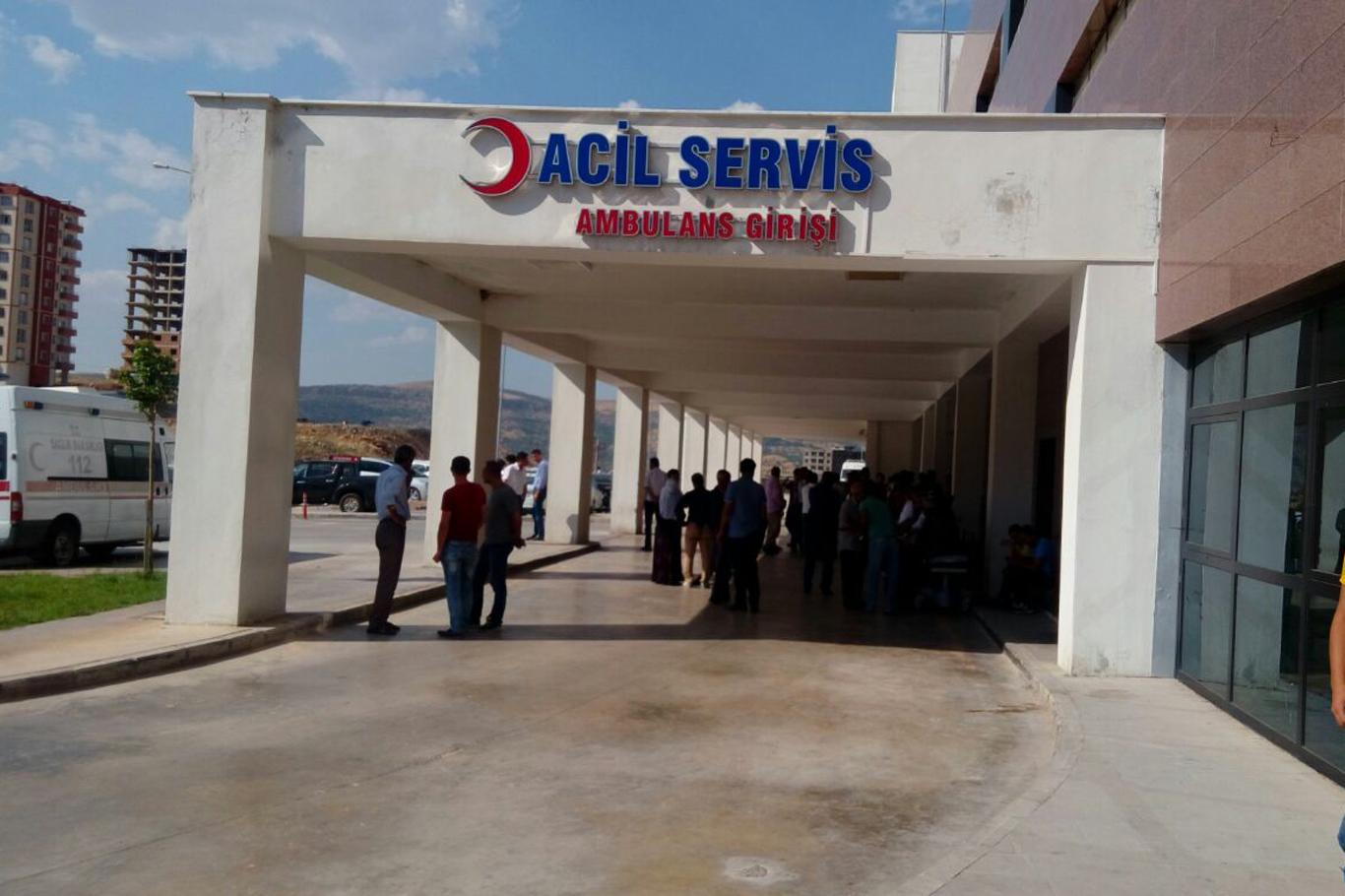 Mardin’deki saldırıda hayatını kaybedenlerin sayısı 3'e yükseldi Mardin’deki saldırıda hayatını kaybedenlerin sayısı 3'e yükseldi